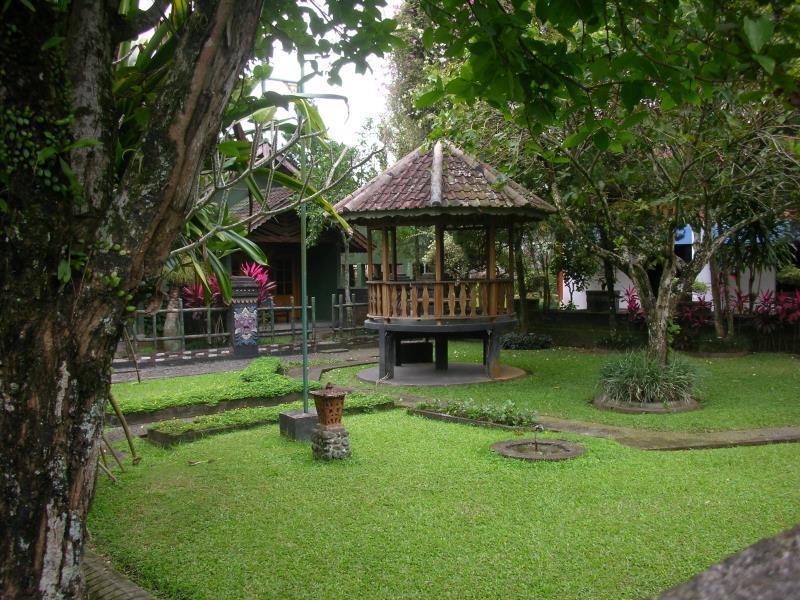 Hotel Minak Jinggo Banyuwangi (East Java) Exterior foto