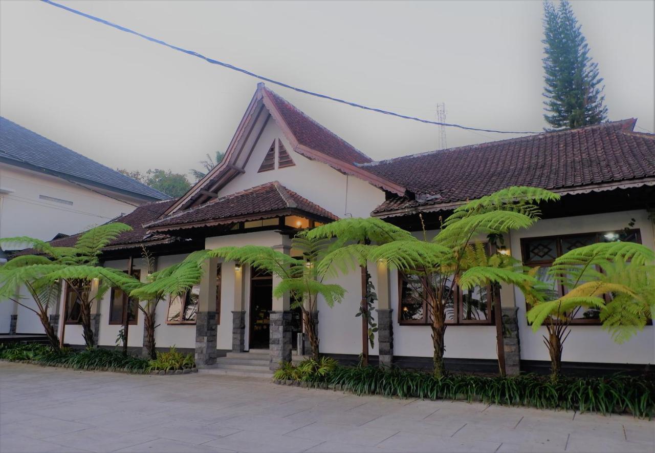 Hotel Minak Jinggo Banyuwangi (East Java) Exterior foto