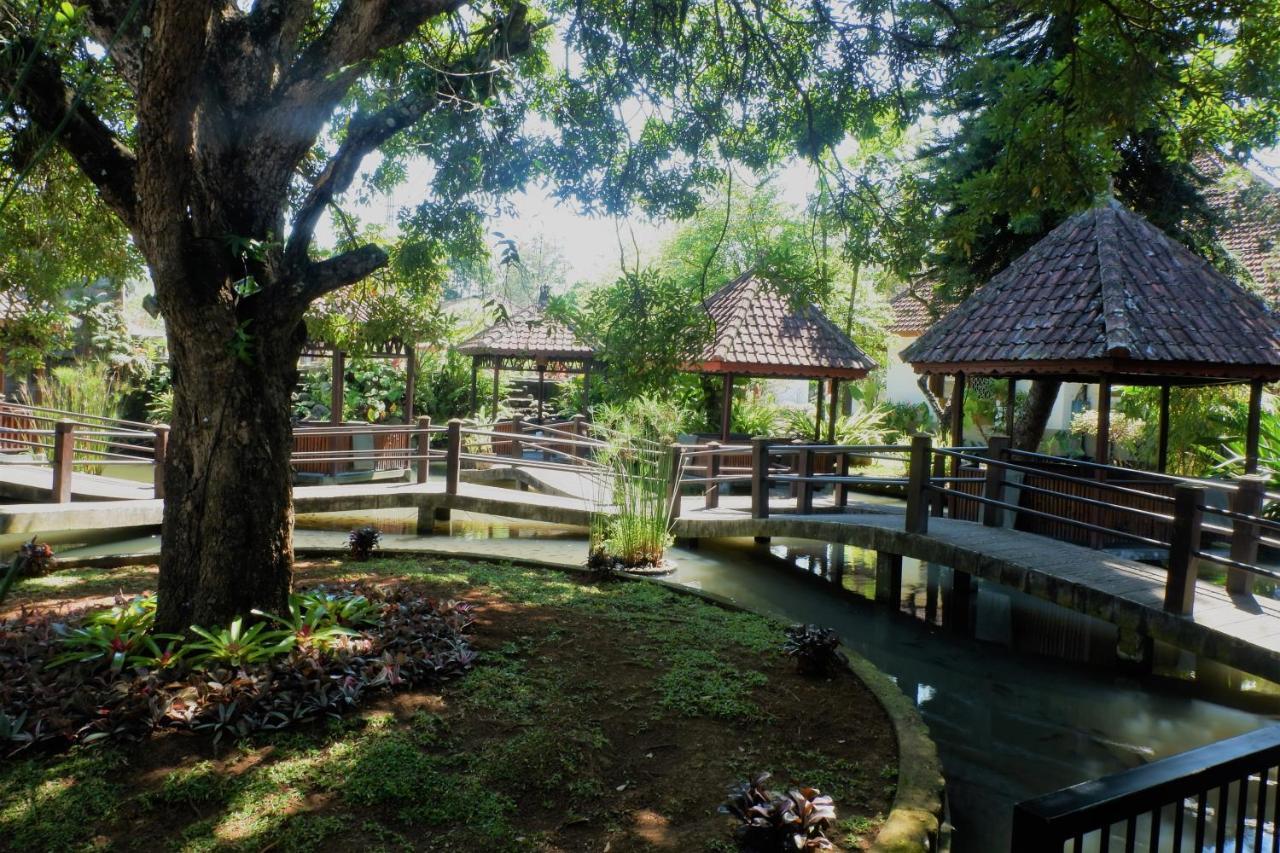Hotel Minak Jinggo Banyuwangi (East Java) Exterior foto
