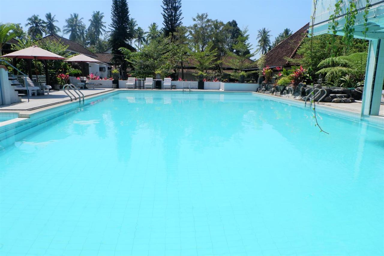 Hotel Minak Jinggo Banyuwangi (East Java) Exterior foto